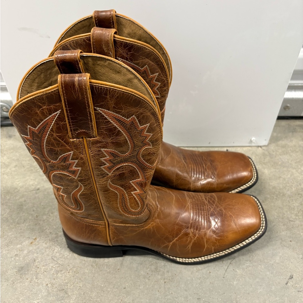 COPY - Cody James size 11D western boots square toe